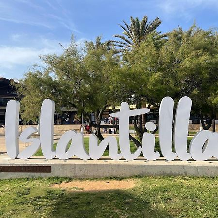 Las Americas Ислантила Екстериор снимка