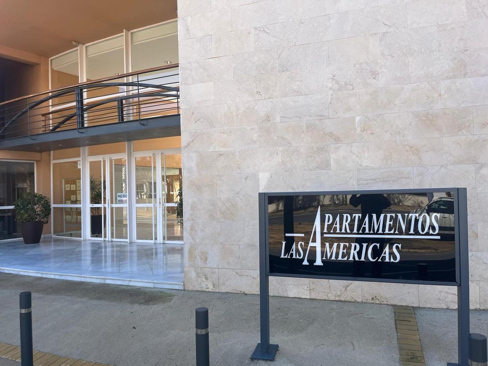 Las Americas Ислантила Екстериор снимка